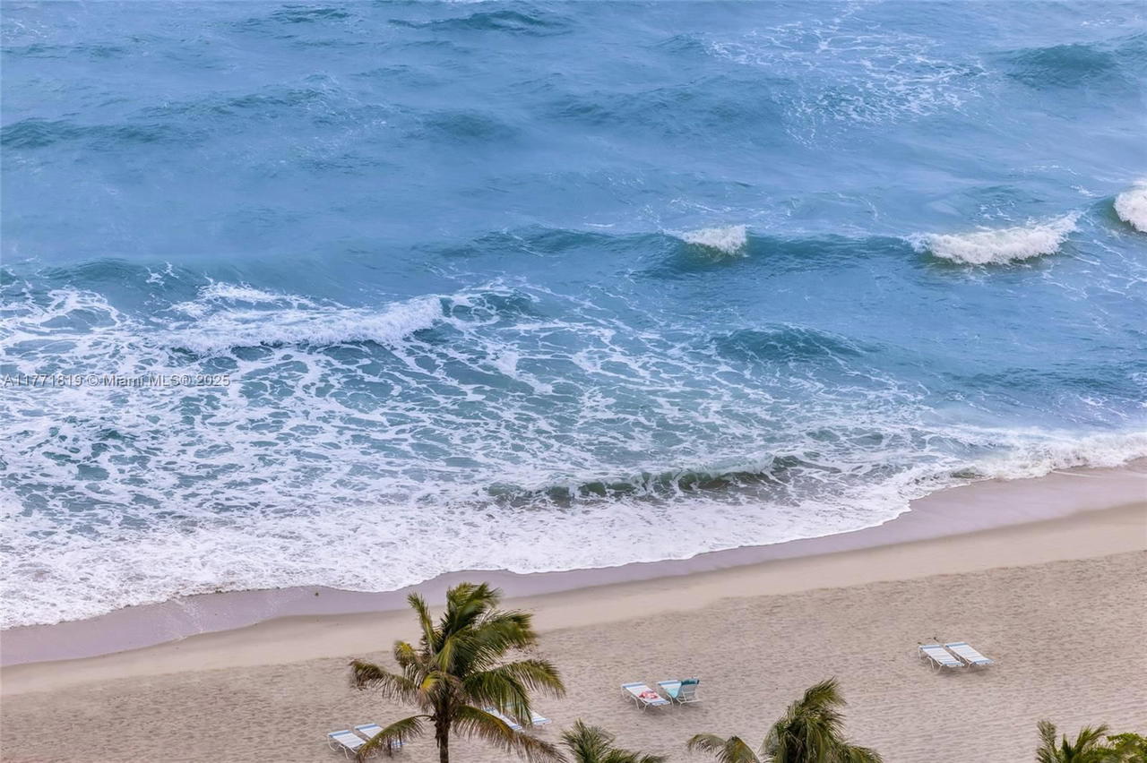 Real estate property located at 2030 Ocean Dr #2009, Broward, Parker Plaza Condo Estate, Hallandale Beach, FL