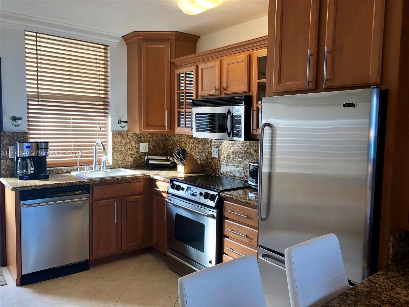 Real estate property located at 1936 Ocean Dr #24C, Broward, Taromina Co-op, Hallandale Beach, FL