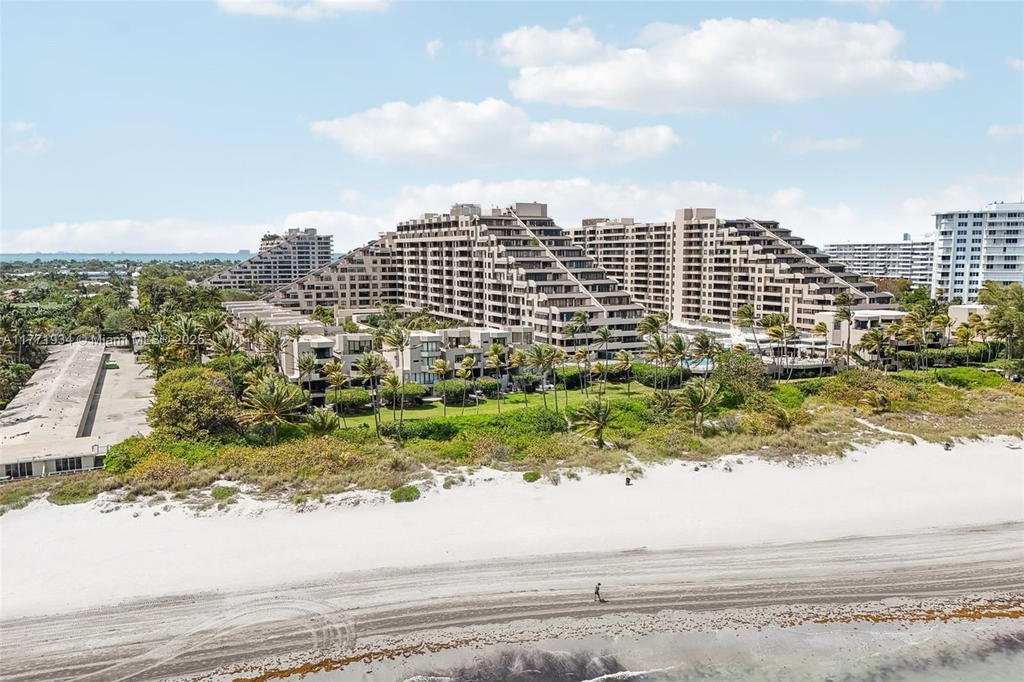 Real estate property located at 151 Crandon Blvd #628, Miami-dade, Key Colony, Key Biscayne, FL