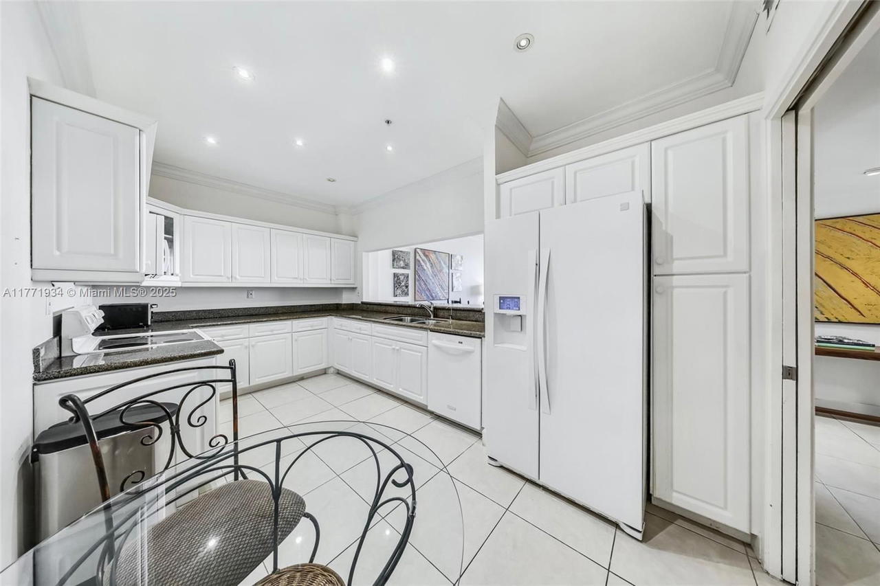 Real estate property located at 151 Crandon Blvd #628, Miami-dade, Key Colony, Key Biscayne, FL
