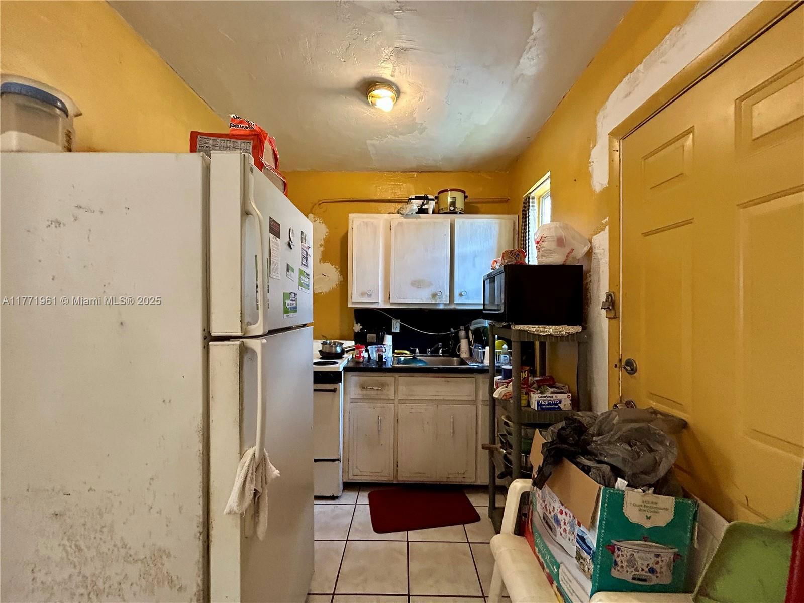 Real estate property located at 2013 Washington Ave, Miami-dade, Magnolia Sub, Opa-Locka, FL