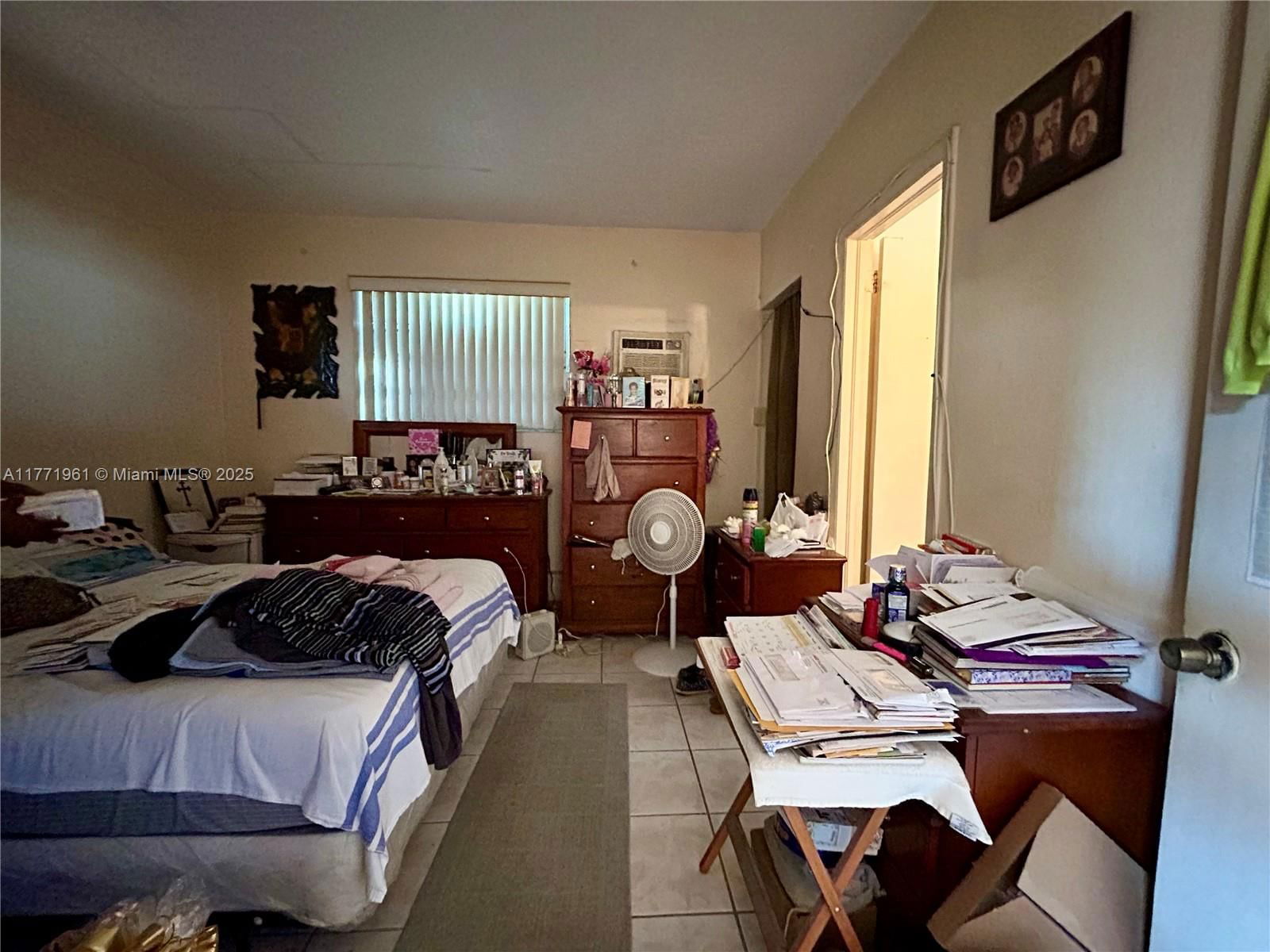 Real estate property located at 2013 Washington Ave, Miami-dade, Magnolia Sub, Opa-Locka, FL