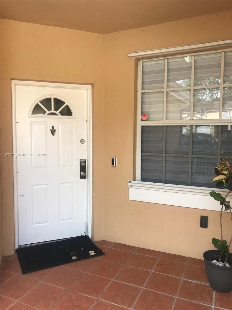 Real estate property located at 14621 Balgowan Rd #102-3, Miami-dade, Regatta Pointe Condo No T, Miami Lakes, FL