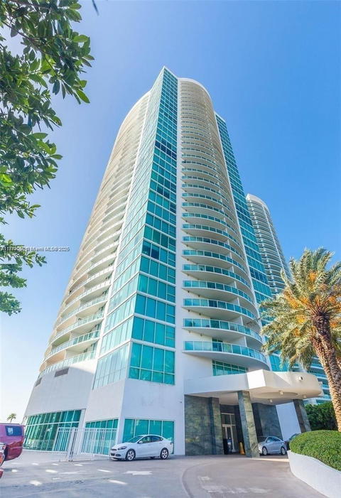 Real estate property located at 2101 Brickell Ave #1803, Miami-dade, Skyline On Brickell Condo, Miami, FL