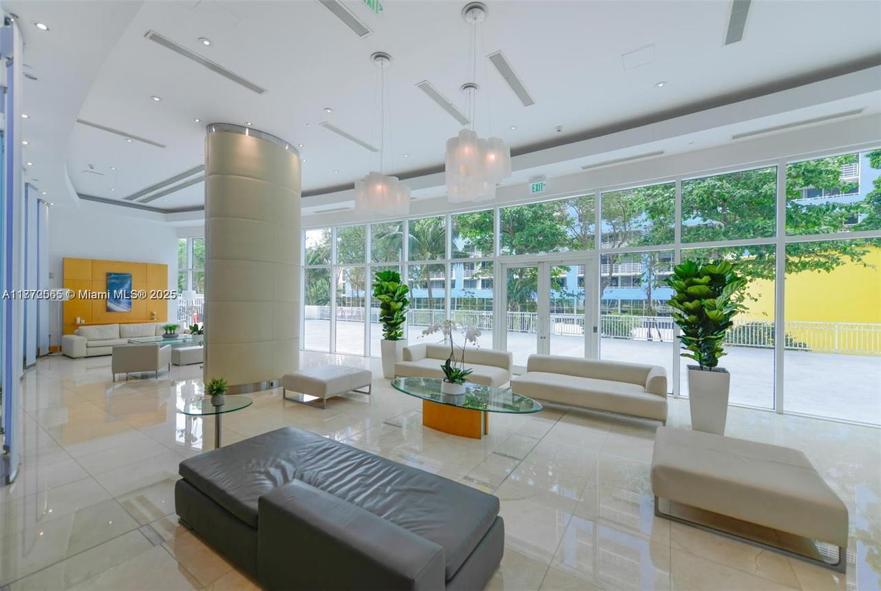 Real estate property located at 2101 Brickell Ave #1803, Miami-dade, Skyline On Brickell Condo, Miami, FL