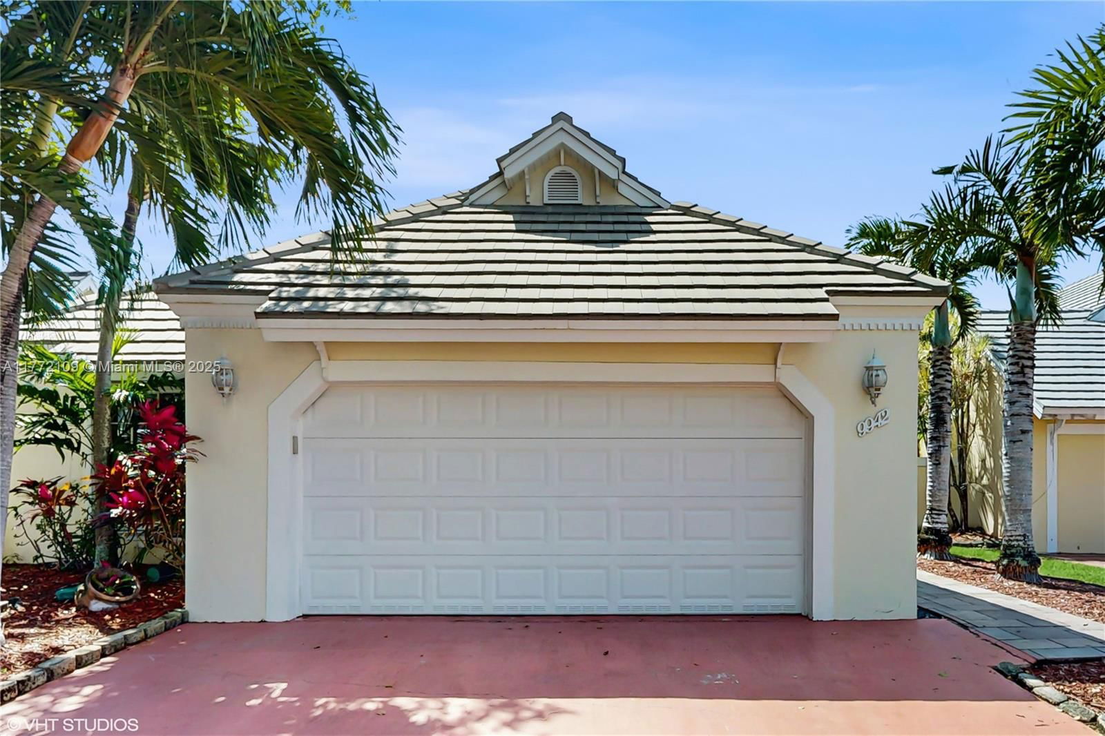 Real estate property located at 9942 49th Ter, Miami-dade, 1st Addn To Doral Woods, Doral, FL