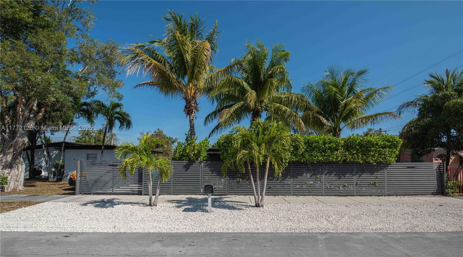 Real estate property located at 515 116th St, Miami-dade, Rev Pl Of Bay View Terr, Miami, FL