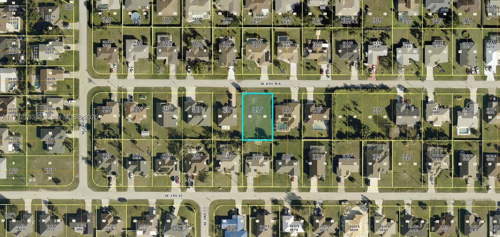 Real estate property located at 238 6th Ter, Lee, Cape Coral, Cape Coral, FL
