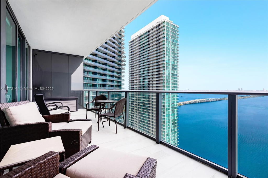 Real estate property located at 480 31 Street #3104, Miami-dade, Gran Paraiso, Miami, FL