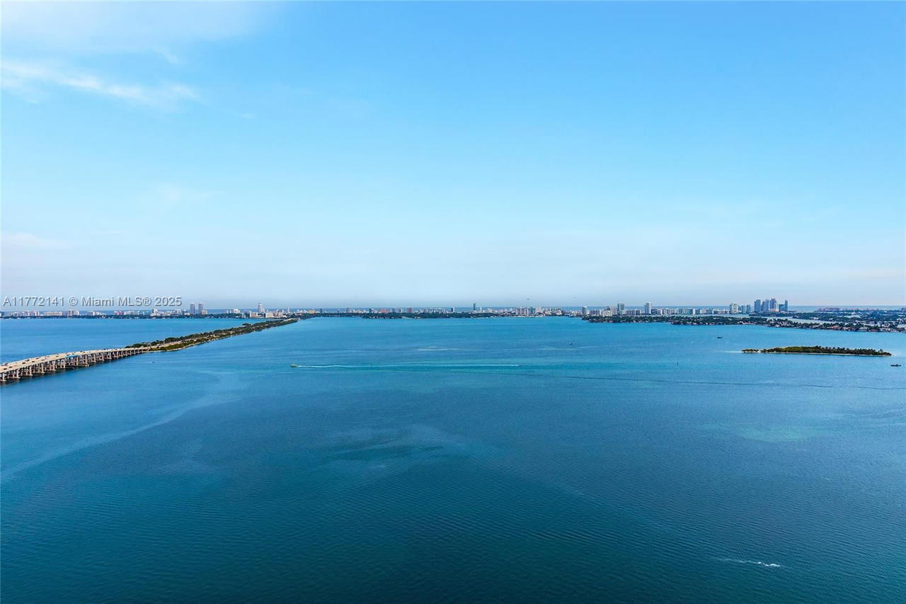 Real estate property located at 480 31 Street #3104, Miami-dade, Gran Paraiso, Miami, FL