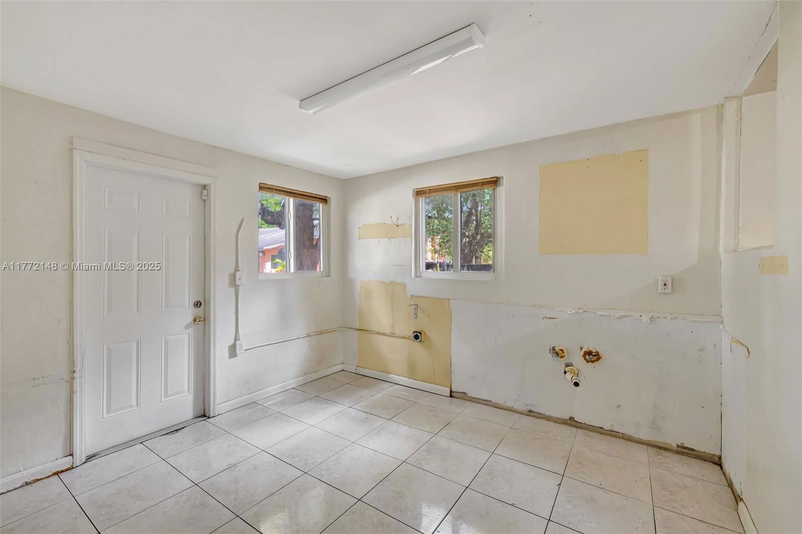 Real estate property located at 2331 92nd St, Miami-dade, Debbie-lee Manors, Miami, FL