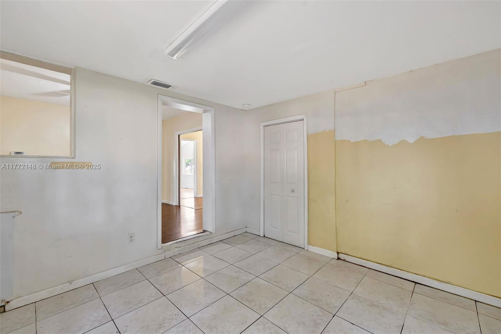 Real estate property located at 2331 92nd St, Miami-dade, Debbie-lee Manors, Miami, FL