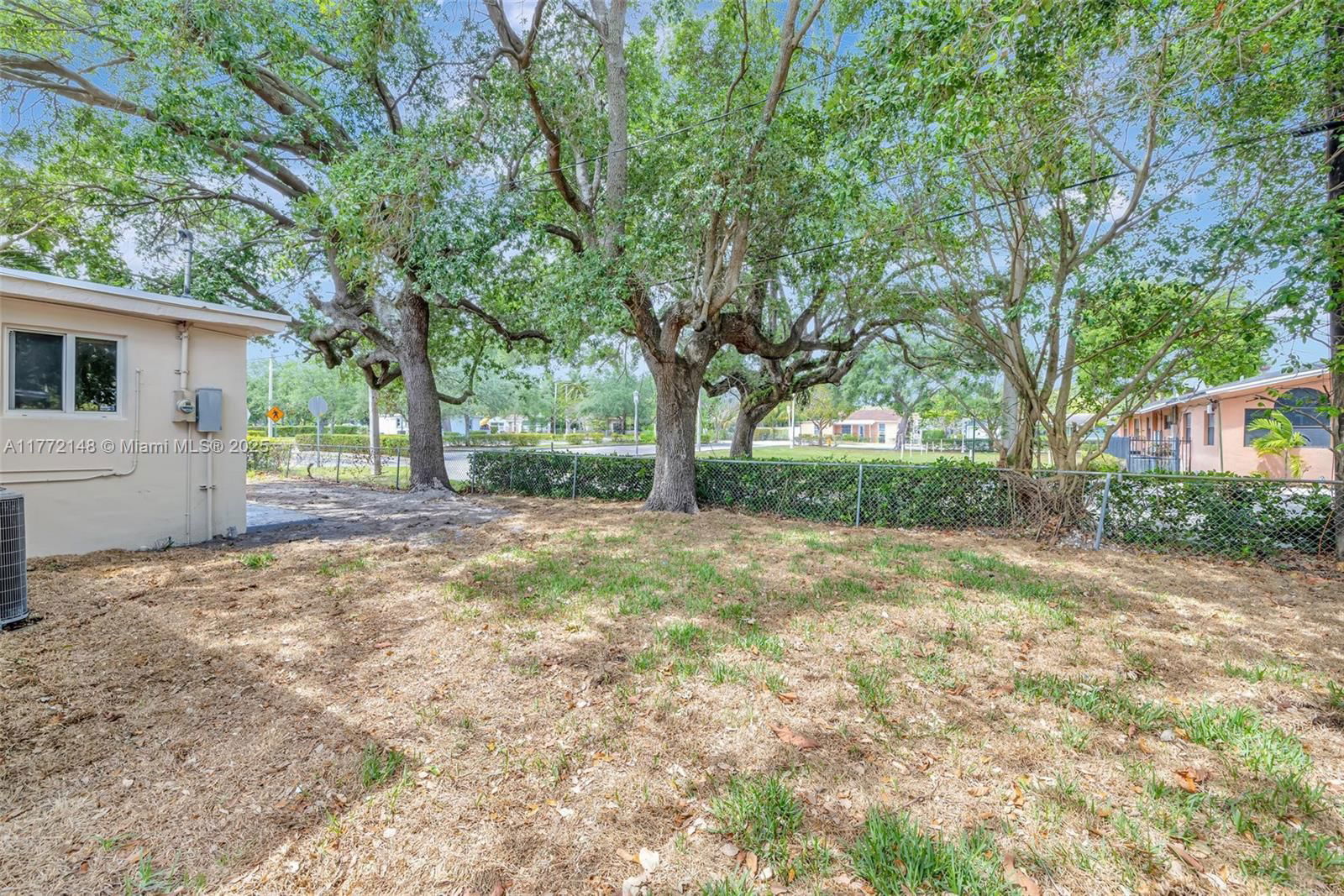 Real estate property located at 2331 92nd St, Miami-dade, Debbie-lee Manors, Miami, FL