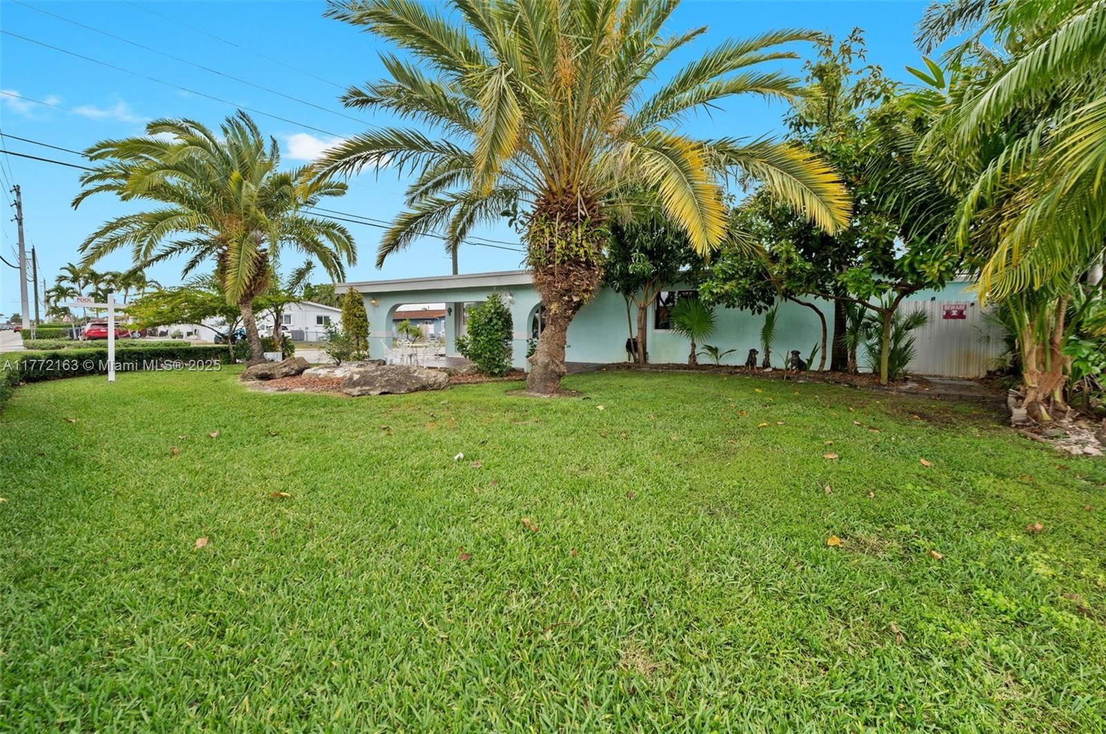 Real estate property located at 2801 107th Ave, Miami-dade, West Coral Park, Miami, FL