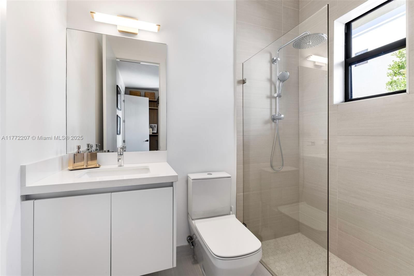 Real estate property located at 16649 Botaniko Dr N, Broward, Weston Estates, Weston, FL