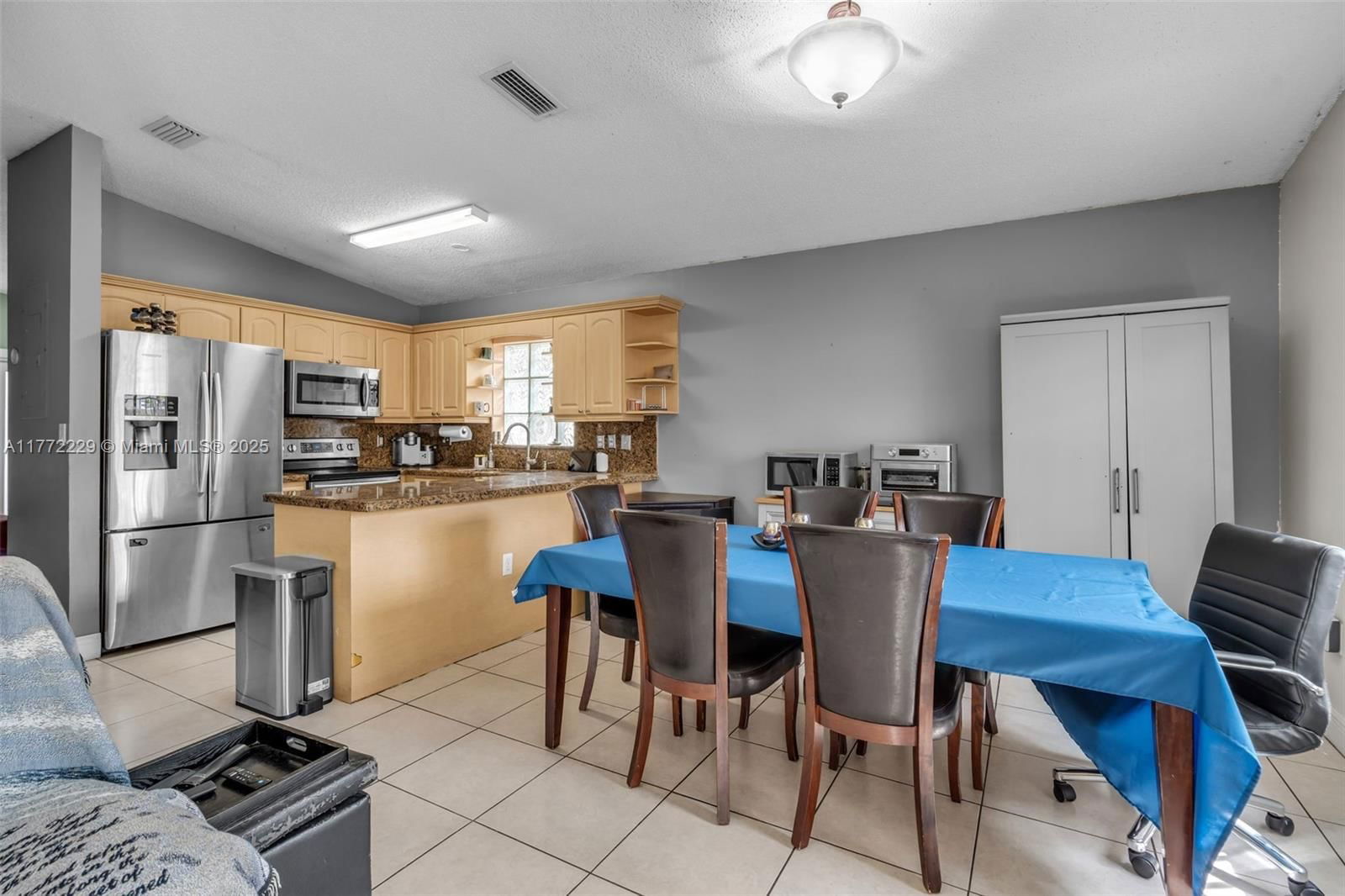 Real estate property located at 12332 97th Ct, Miami-dade, Bel-air Sub 1st Amend, Hialeah Gardens, FL
