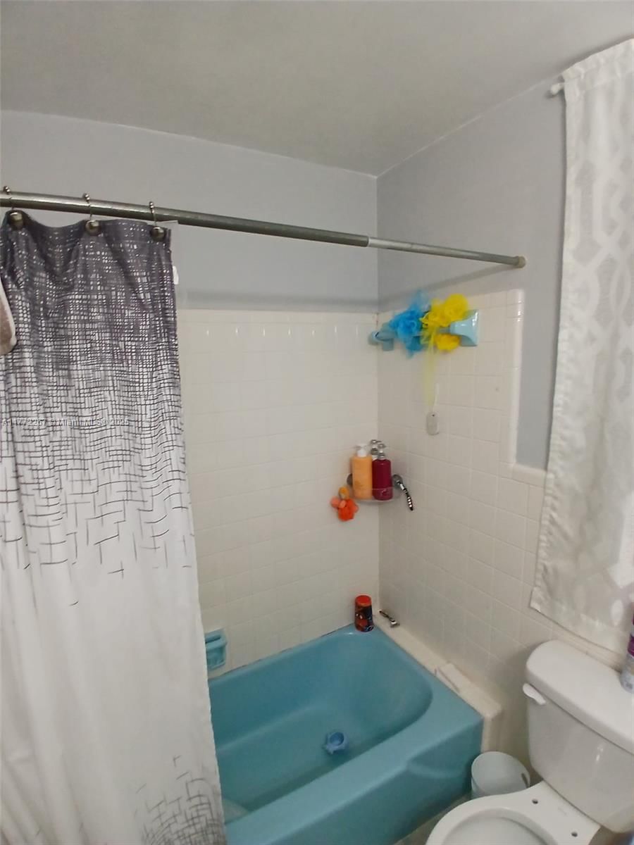 Real estate property located at 2211 New Jersey Rd, Polk, Flood Addition Pb 34 Pg 47, Lakeland, FL