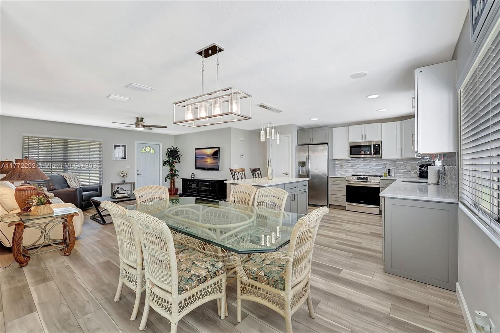 Real estate property located at 1618 Burning Ln, St Lucie, Port St Lucie Section 50, Port St. Lucie, FL
