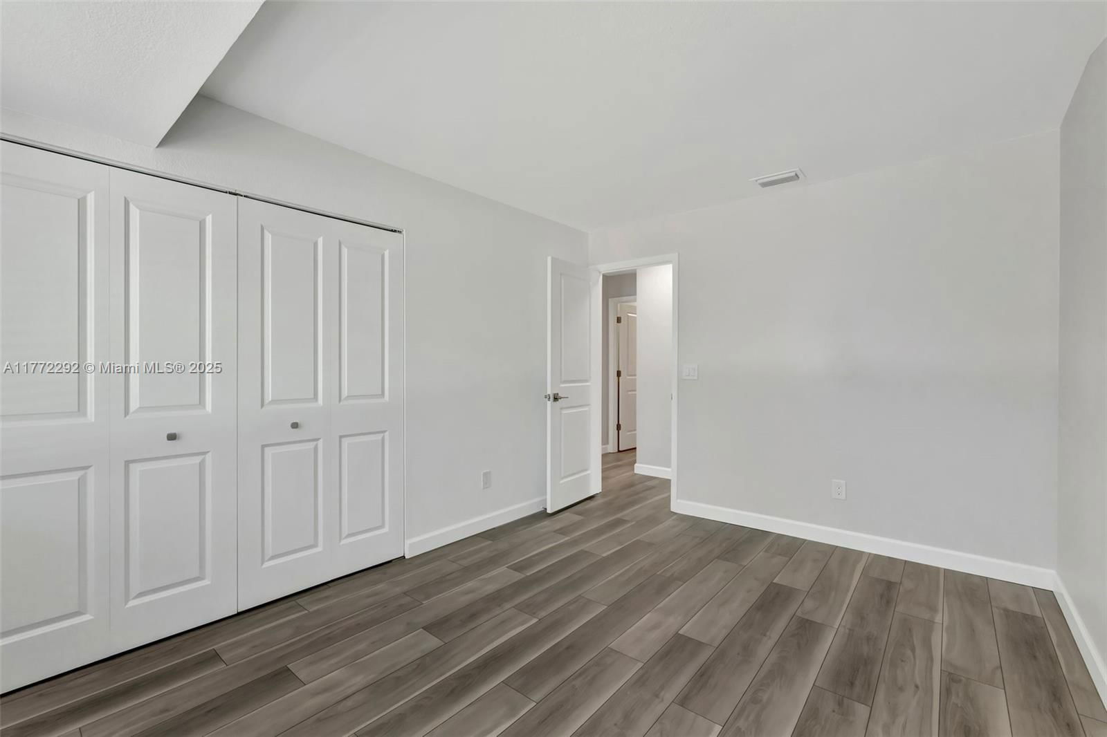 Real estate property located at 1618 Burning Ln, St Lucie, Port St Lucie Section 50, Port St. Lucie, FL