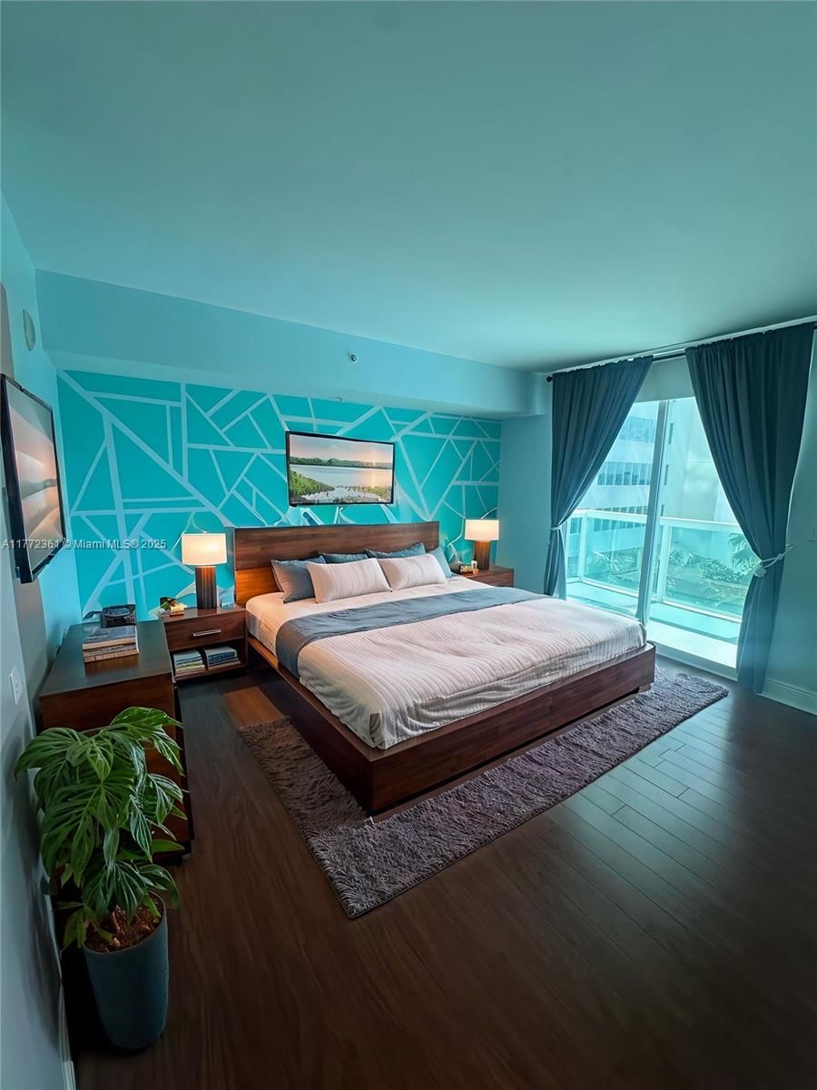 Real estate property located at 1800 Bayshore Dr #1404, Miami-dade, 1800 Club Condo, Miami, FL