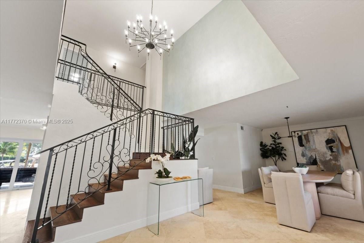 Real estate property located at 2519 30th Ave, Broward, Riverland Manors, Fort Lauderdale, FL