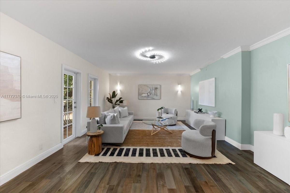 Real estate property located at 2519 30th Ave, Broward, Riverland Manors, Fort Lauderdale, FL