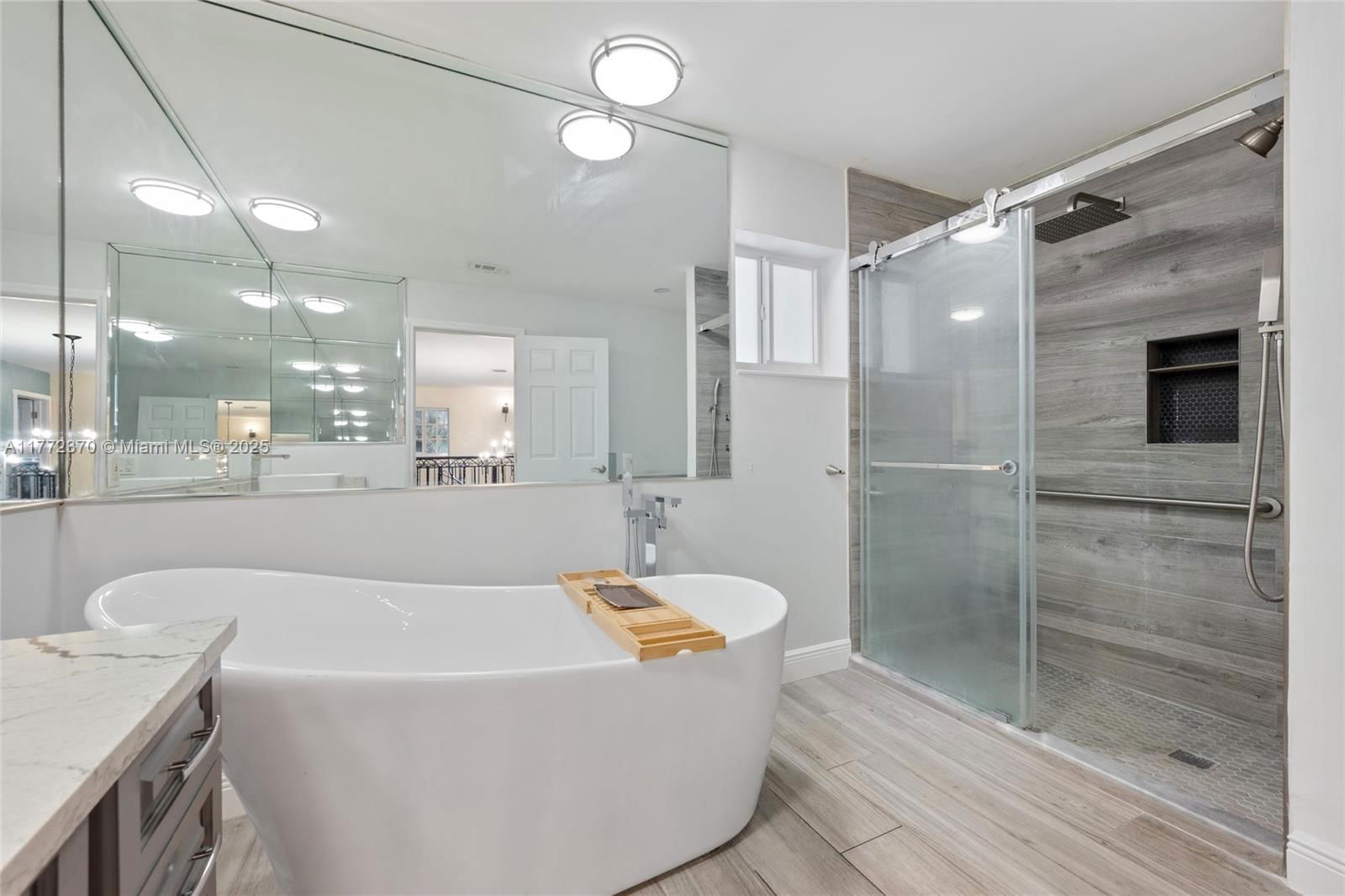 Real estate property located at 2519 30th Ave, Broward, Riverland Manors, Fort Lauderdale, FL