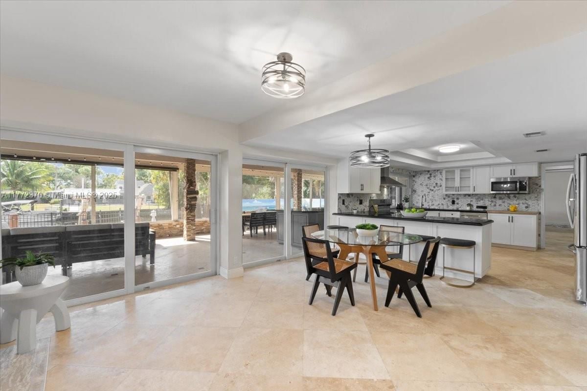 Real estate property located at 2519 30th Ave, Broward, Riverland Manors, Fort Lauderdale, FL