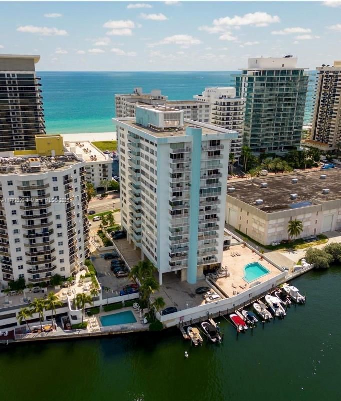 Real estate property located at 5838 Collins Ave #4D, Miami-dade, 5838 Condominium, Miami Beach, FL