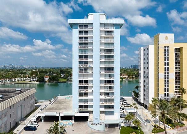Real estate property located at 5838 Collins Ave #4D, Miami-dade, 5838 Condominium, Miami Beach, FL