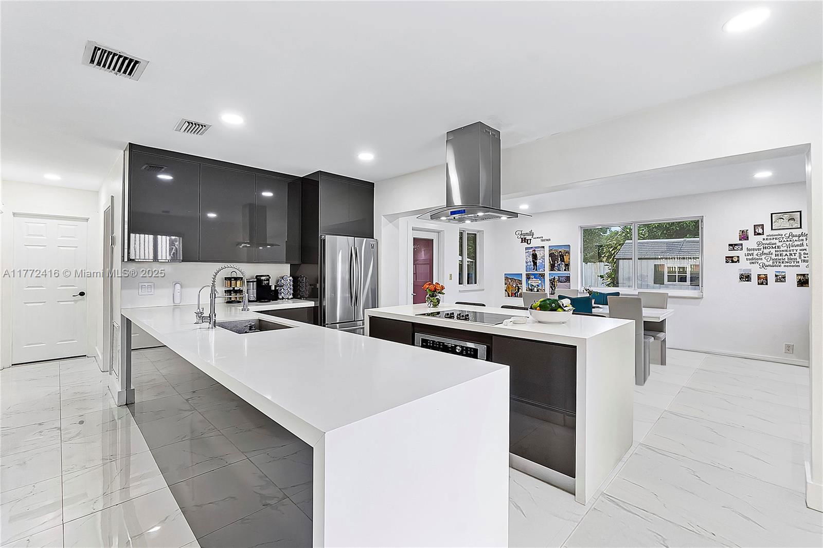 Real estate property located at 910 70th Ave, Broward, Boulevard Heights Sec 5, Hollywood, FL