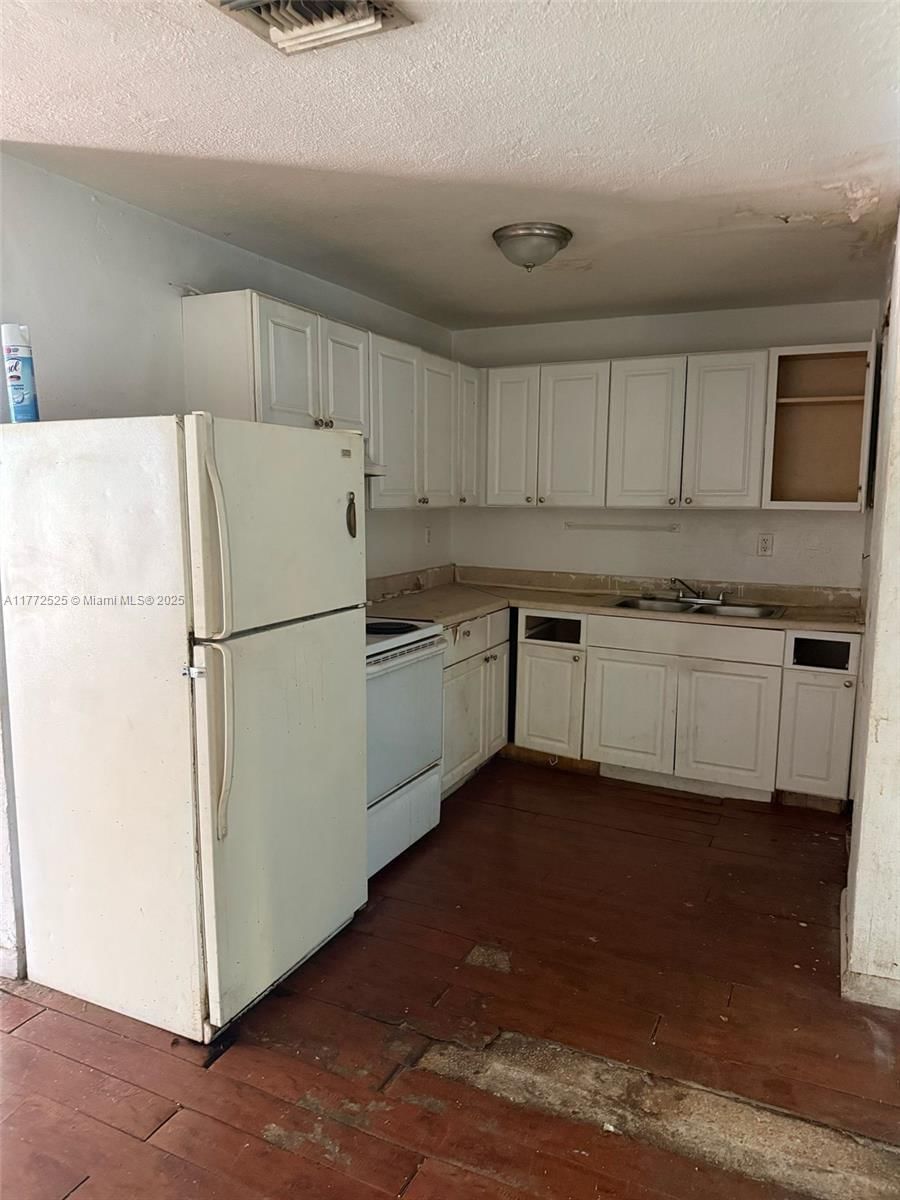 Real estate property located at 6965 21st Ct, Miami-dade, Para Villa Heights, Miami, FL