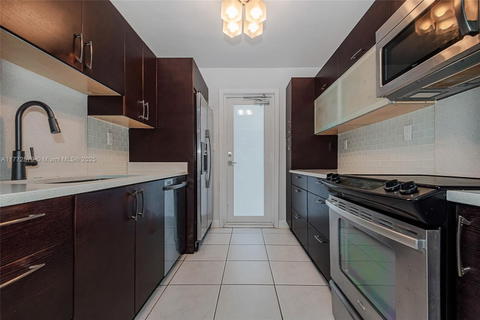 Real estate property located at 1030 9th St #203, Miami-dade, Lenox Towers Condo, Miami Beach, FL