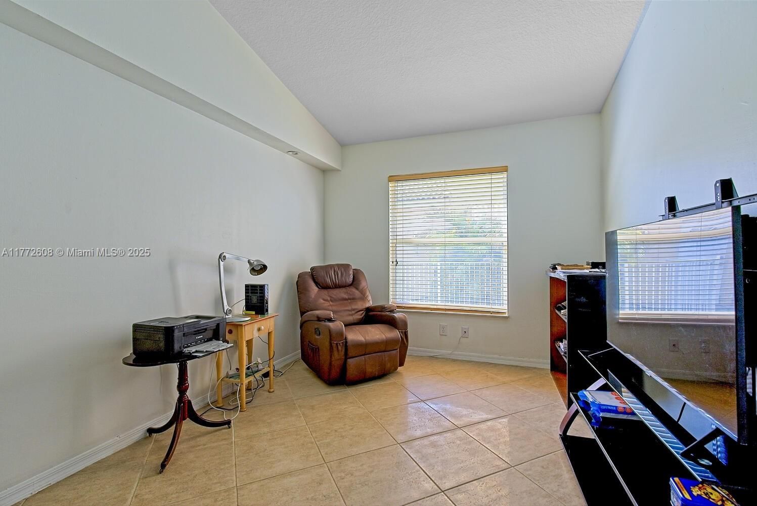 Real estate property located at 1520 17th Ave, Miami-dade, Keys Landing, Homestead, FL