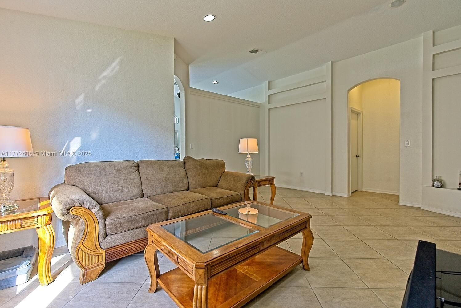 Real estate property located at 1520 17th Ave, Miami-dade, Keys Landing, Homestead, FL