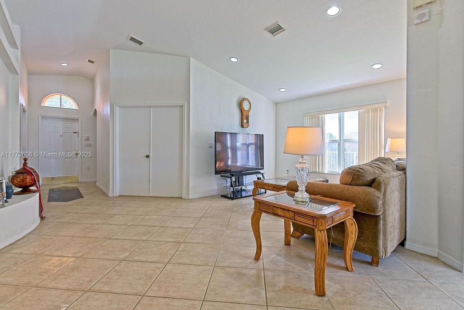 Real estate property located at 1520 17th Ave, Miami-dade, Keys Landing, Homestead, FL