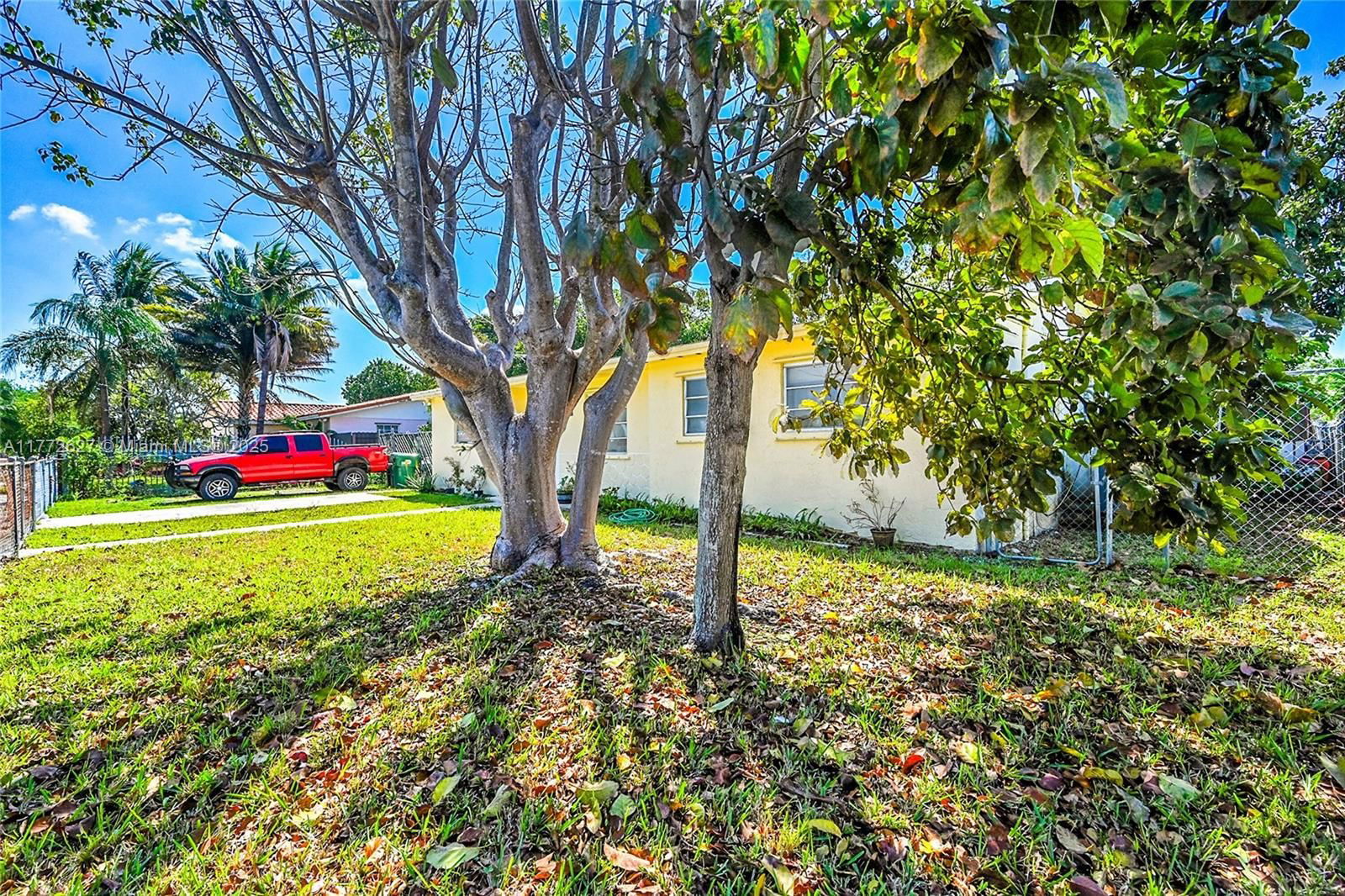 Real estate property located at 12100 191st Ter, Miami-dade, Los Angeles Estates Sec 2, Miami, FL