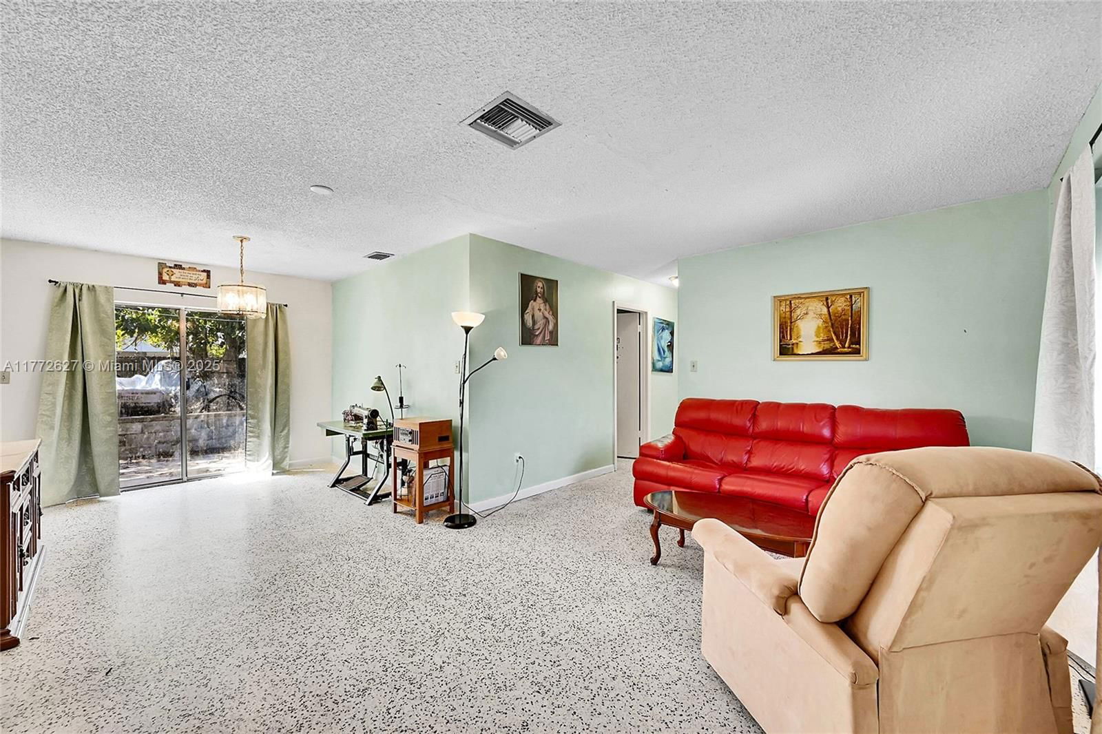 Real estate property located at 12100 191st Ter, Miami-dade, Los Angeles Estates Sec 2, Miami, FL