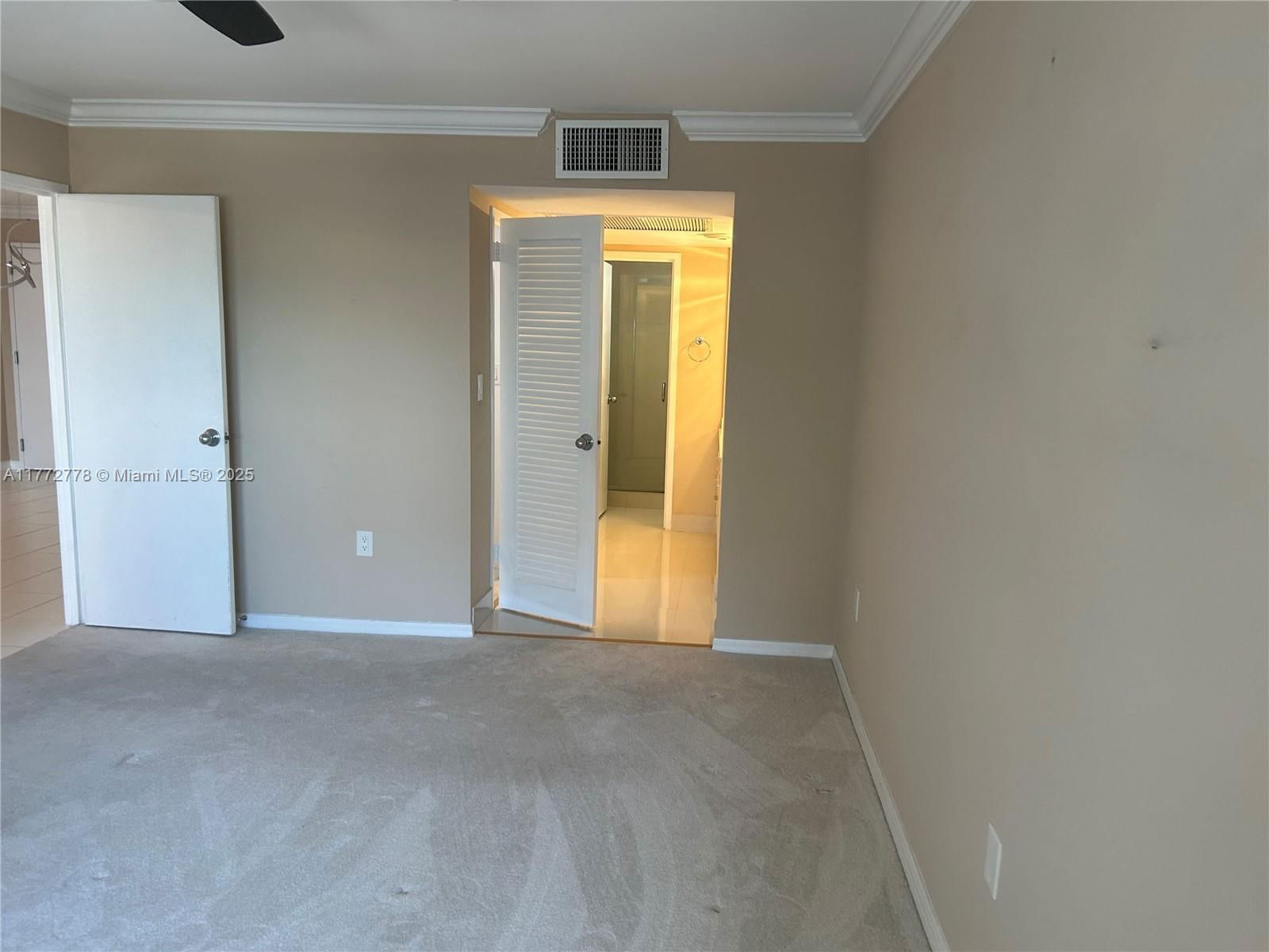 Real estate property located at 5701 Collins Ave #812, Miami-dade, Arlen Beach Condo, Miami Beach, FL