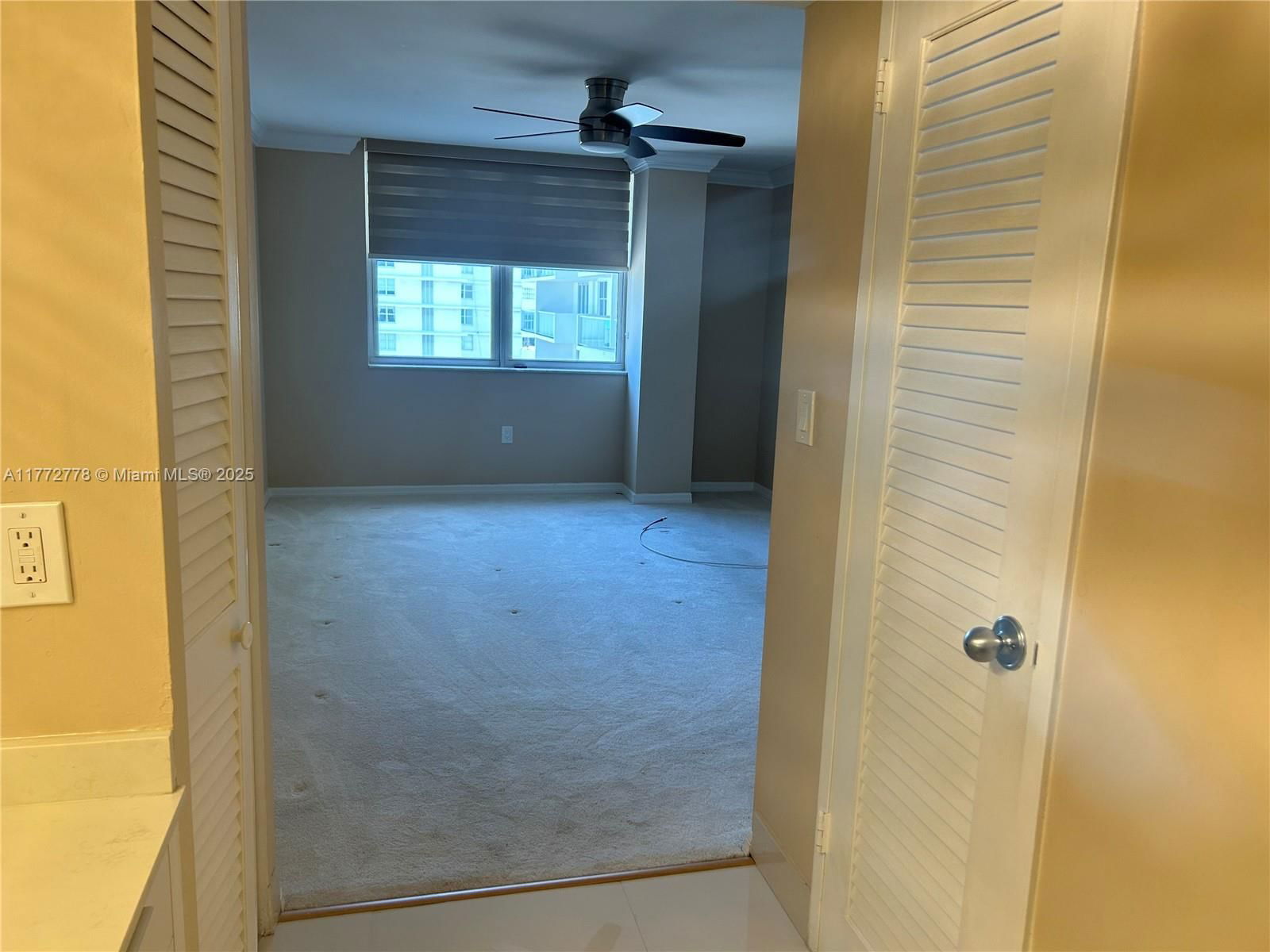 Real estate property located at 5701 Collins Ave #812, Miami-dade, Arlen Beach Condo, Miami Beach, FL