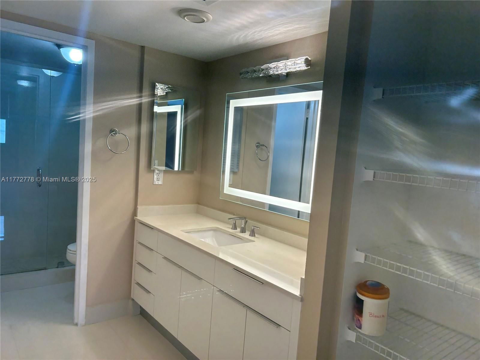 Real estate property located at 5701 Collins Ave #812, Miami-dade, Arlen Beach Condo, Miami Beach, FL