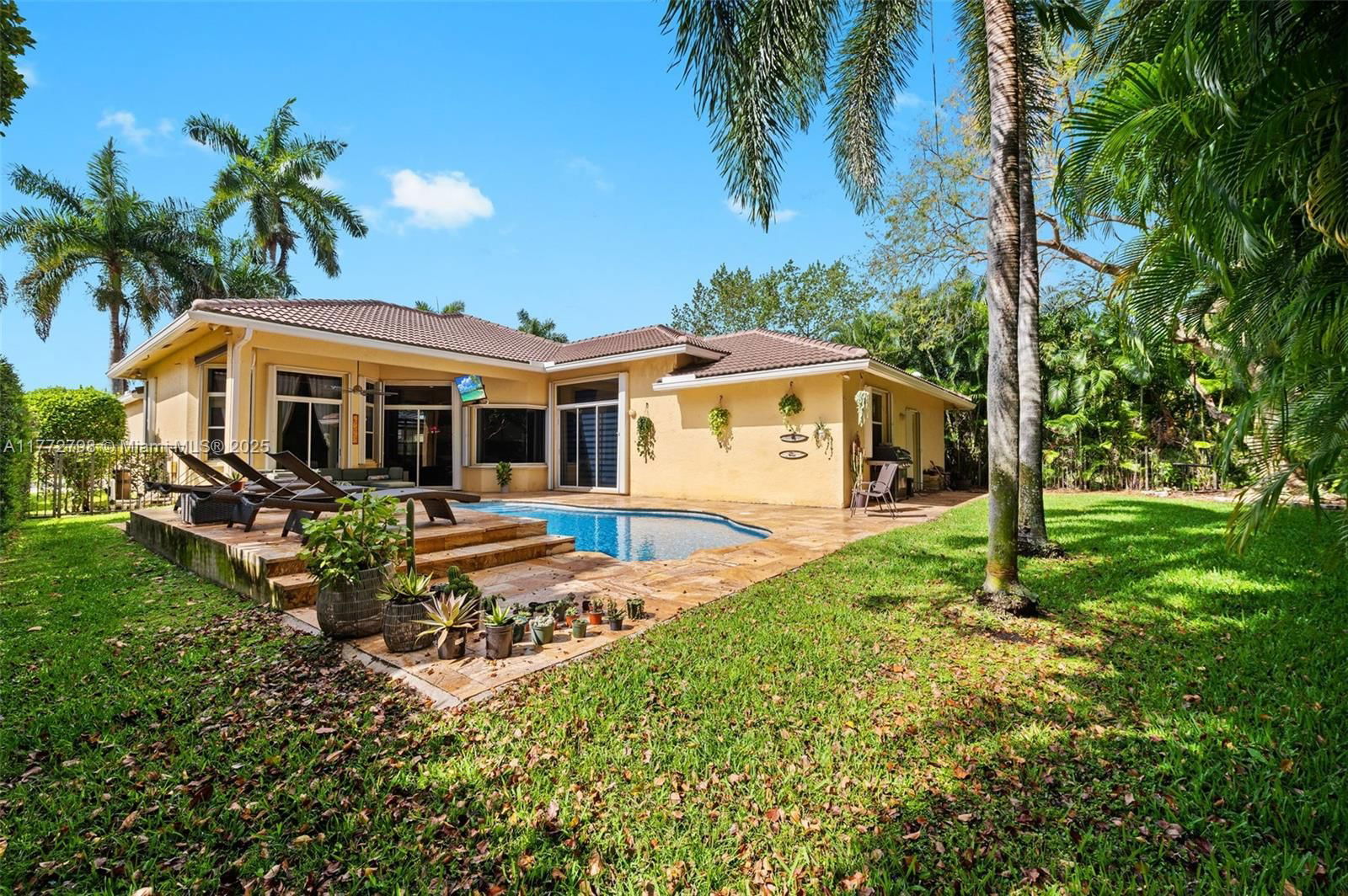 Real estate property located at 2510 Jardin Dr, Broward, Sector 7 Parcel, Weston, FL