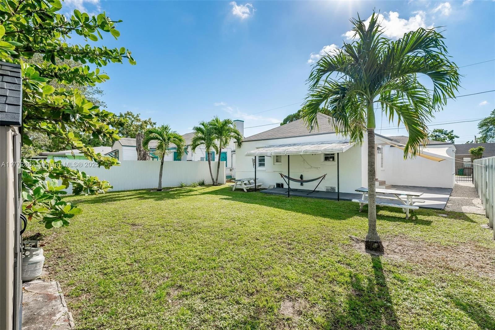 Real estate property located at 1229 52nd St, Miami-dade, Palm Park Amd, Miami, FL