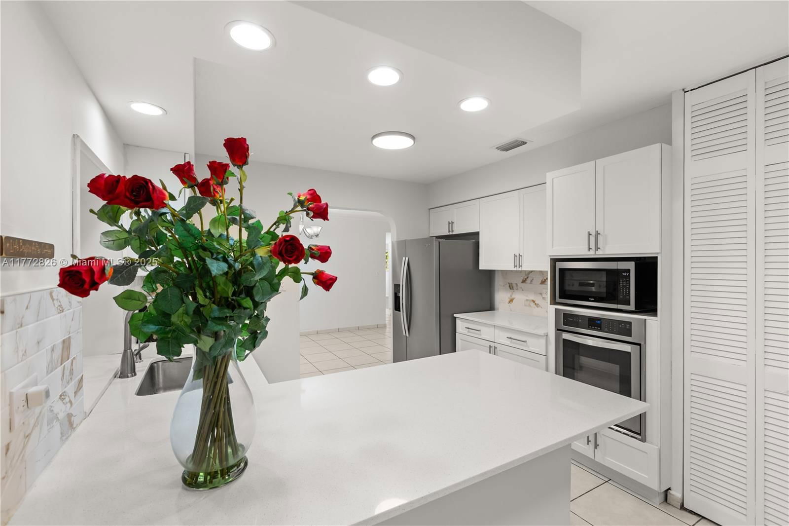 Real estate property located at 9815 21st St, Miami-dade, Westbrooke Gardens, Miami, FL