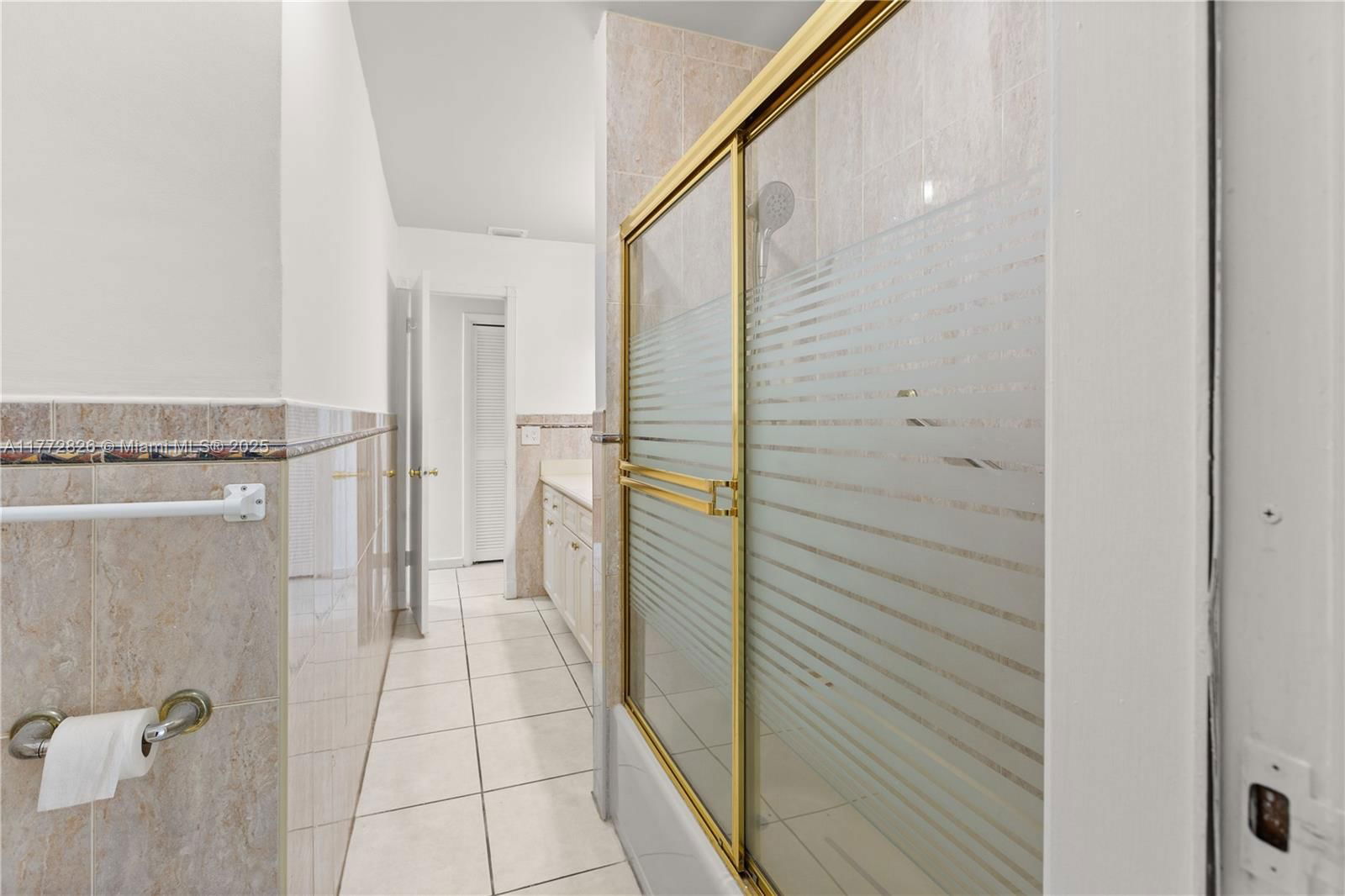 Real estate property located at 9815 21st St, Miami-dade, Westbrooke Gardens, Miami, FL