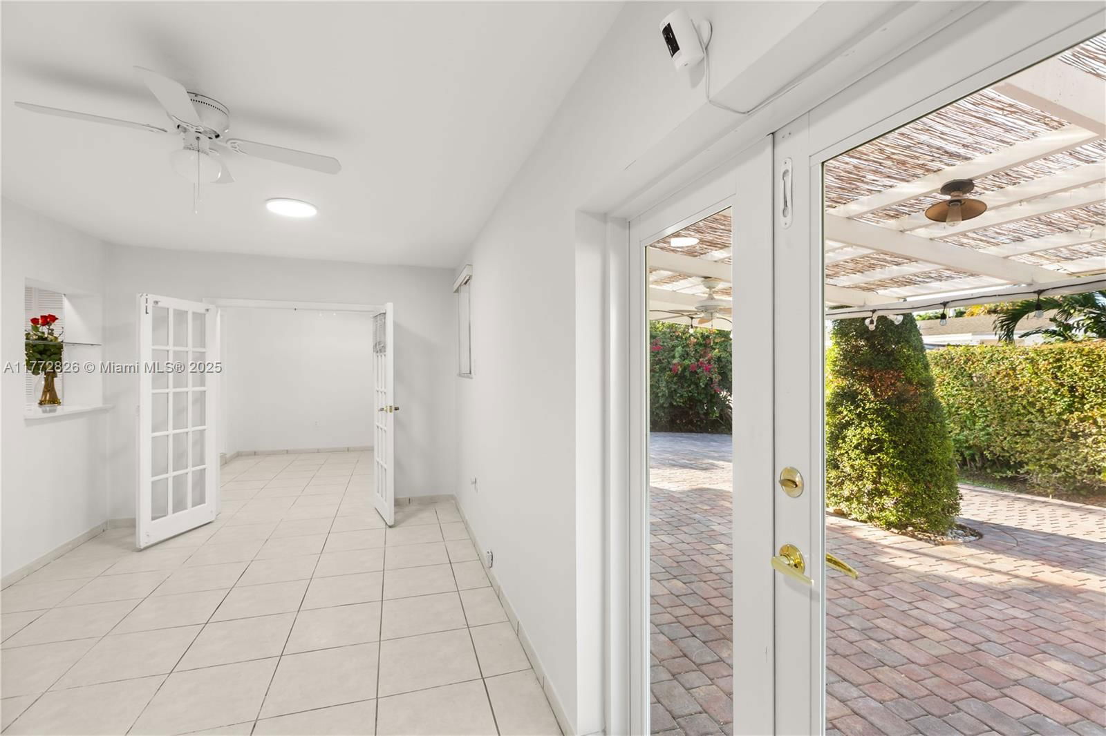 Real estate property located at 9815 21st St, Miami-dade, Westbrooke Gardens, Miami, FL