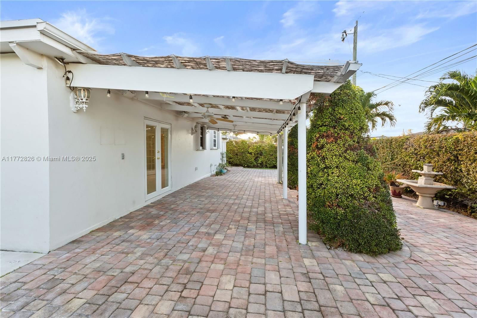 Real estate property located at 9815 21st St, Miami-dade, Westbrooke Gardens, Miami, FL