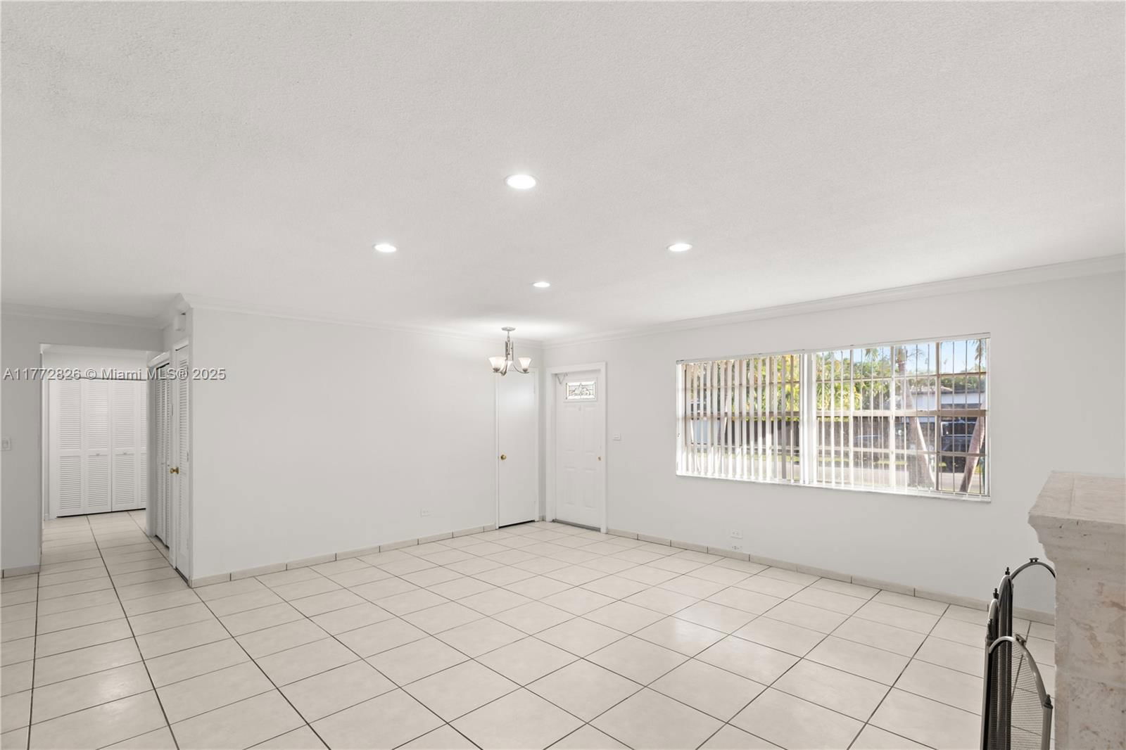 Real estate property located at 9815 21st St, Miami-dade, Westbrooke Gardens, Miami, FL