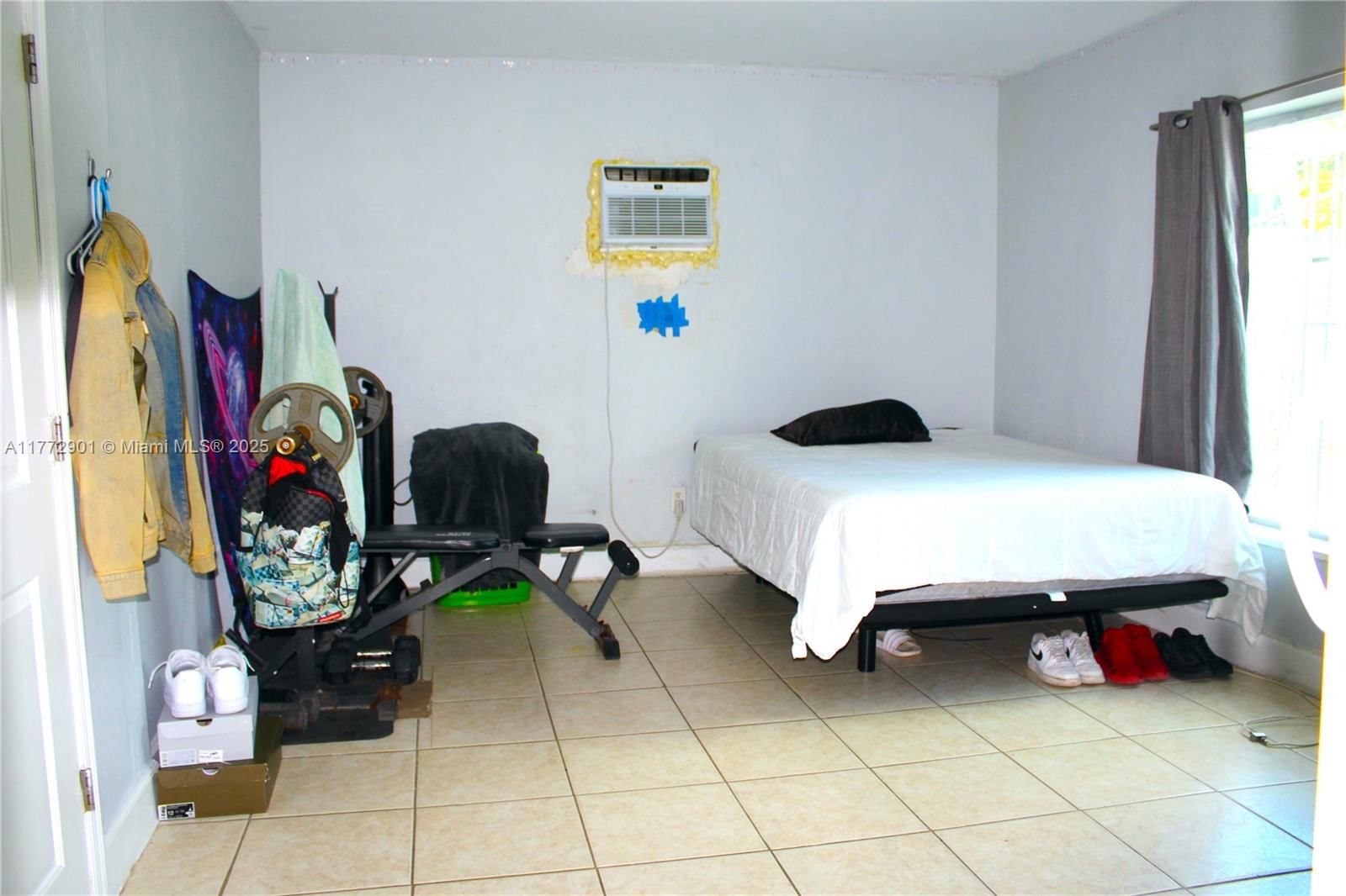 Real estate property located at 685 9th Ave, Miami-dade, Rose Sub, Hialeah, FL