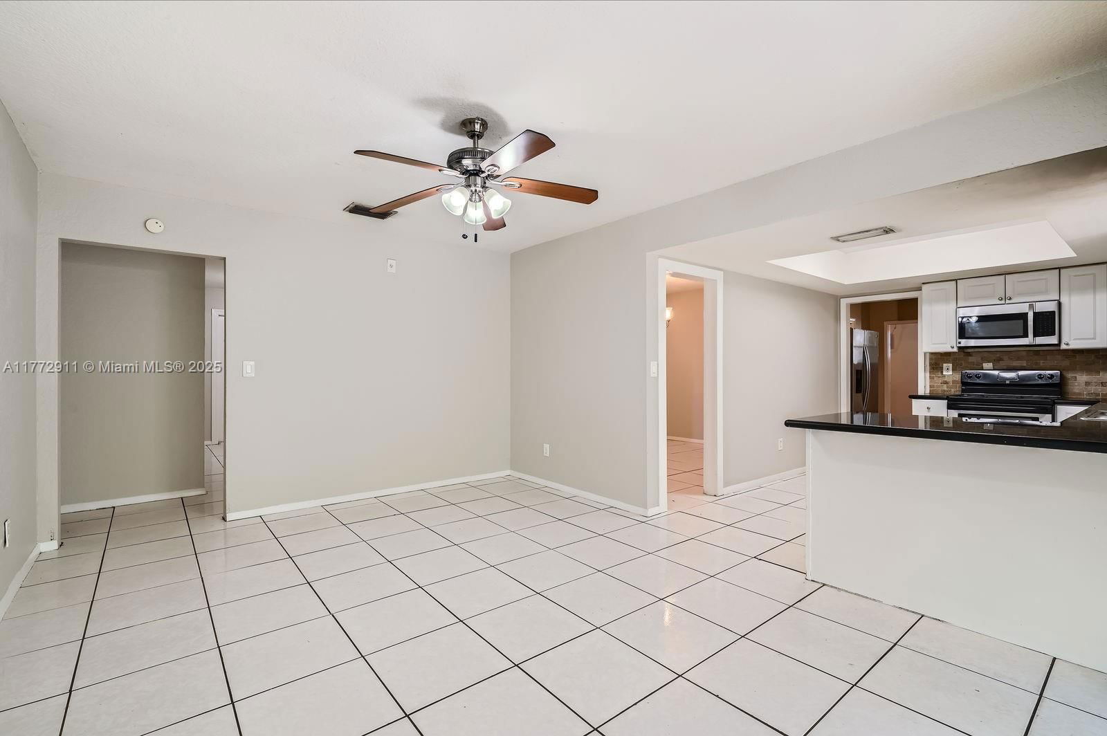 Real estate property located at 7301 11th St, Broward, Mirror Lake Estates Sec T, Plantation, FL